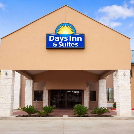 Days Inn & Suites By Wyndham Conroe North Exterior foto